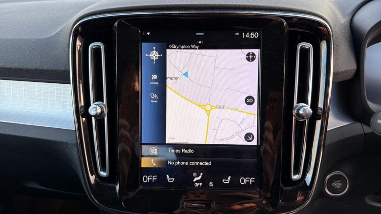 Volvo Xc40 2.0 T4 Momentum Pro 5dr AWD Geartronic Petrol Estate